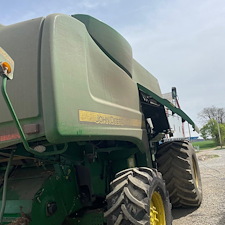 John-Deere-Combine-Cleaning-in-Central-Pennsylvania 1
